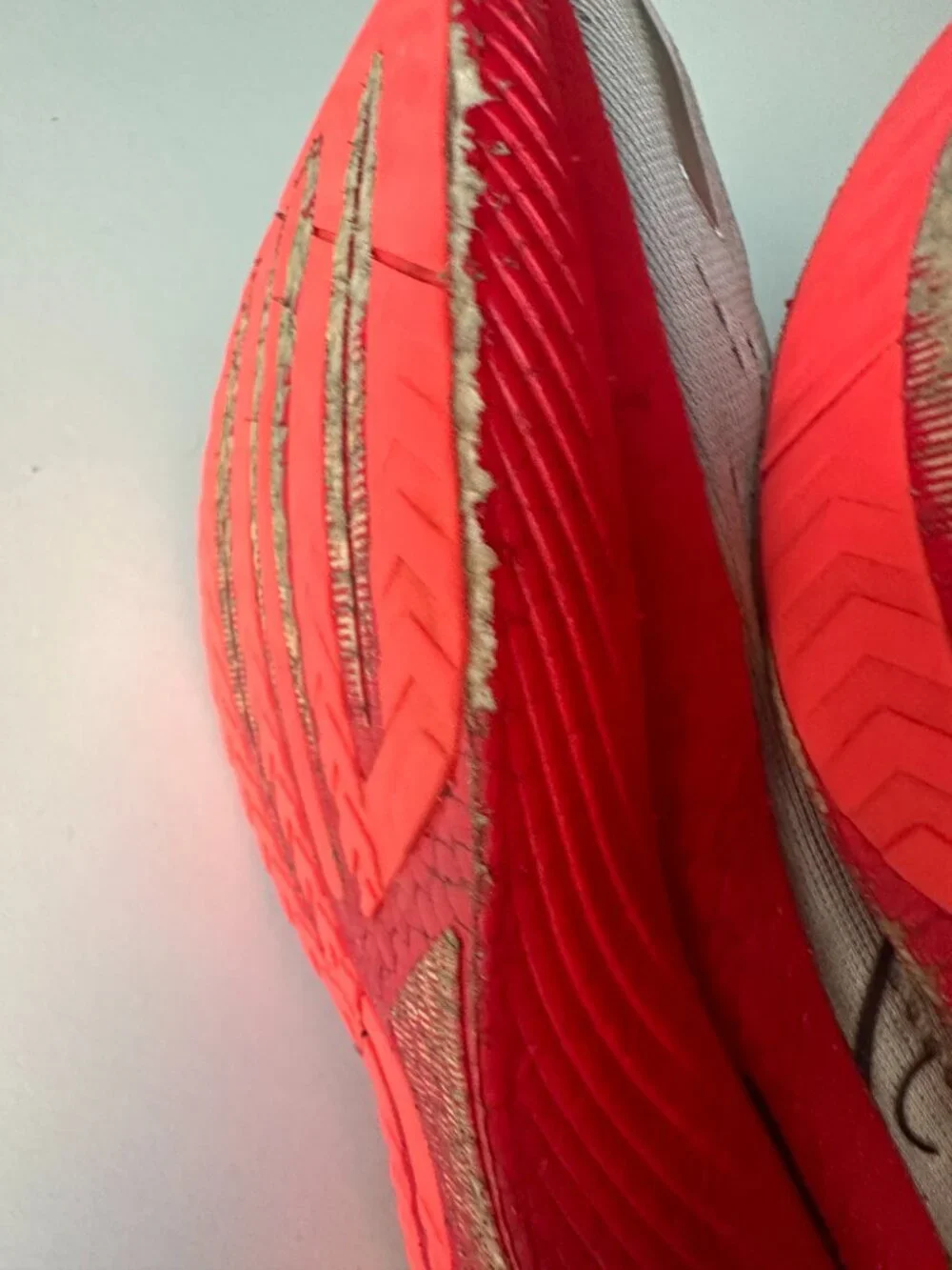 Saucony Endorphin Speed 3 Running Shoes White/ViZiRed Women's 10 - Picture 16 of 16
